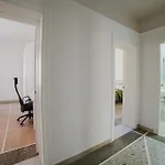 Spina Flat Apartman Pisa