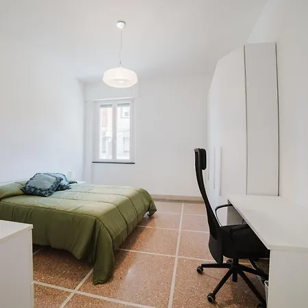Spina Flat * Pisa